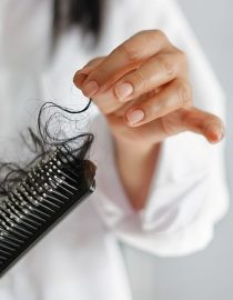 Does Fibromyalgia Cause Hair Loss? Does Fibromyalgia Cause Hair Loss?